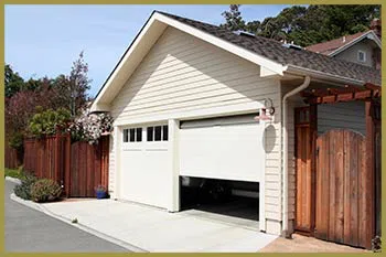 Metro Garage Doors Austin, TX 512-566-3241 - serv-sid-res-gdr-19m